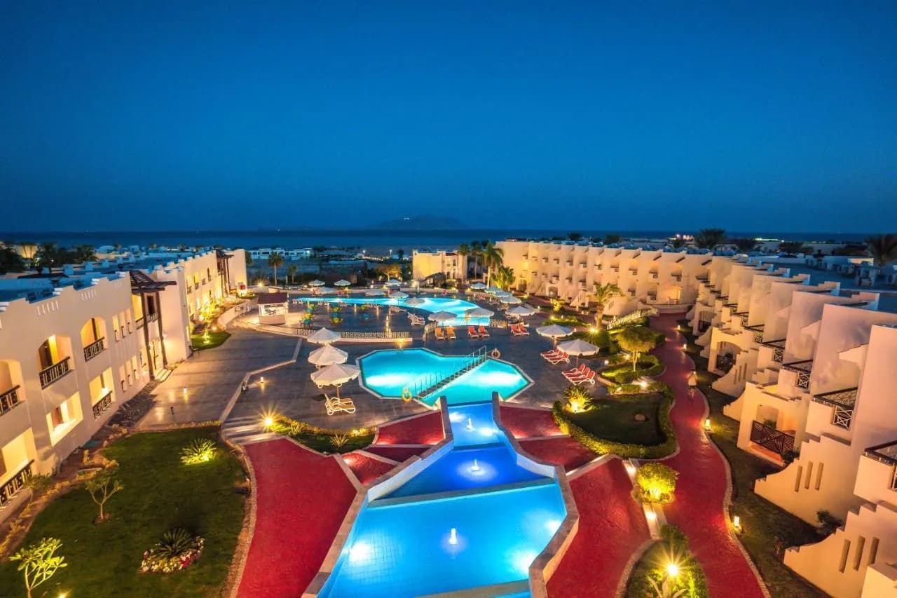 Ivy Cyrene Sharm Resort 3