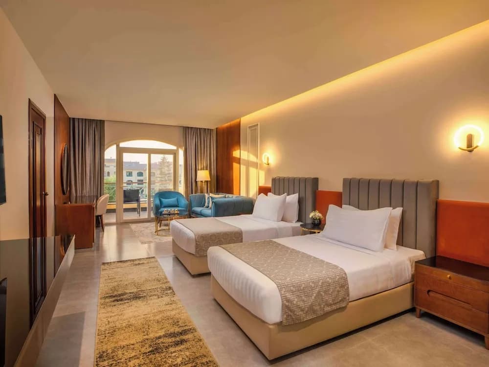 Mövenpick Cairo Media City 4