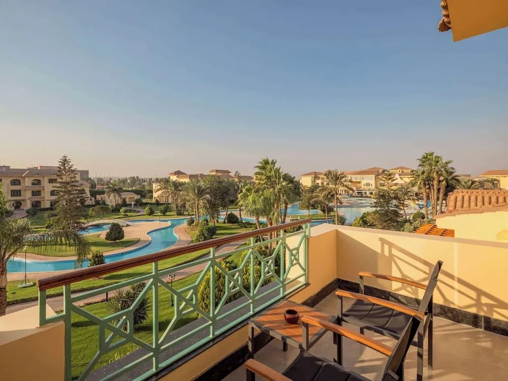 Mövenpick Cairo Media City 5