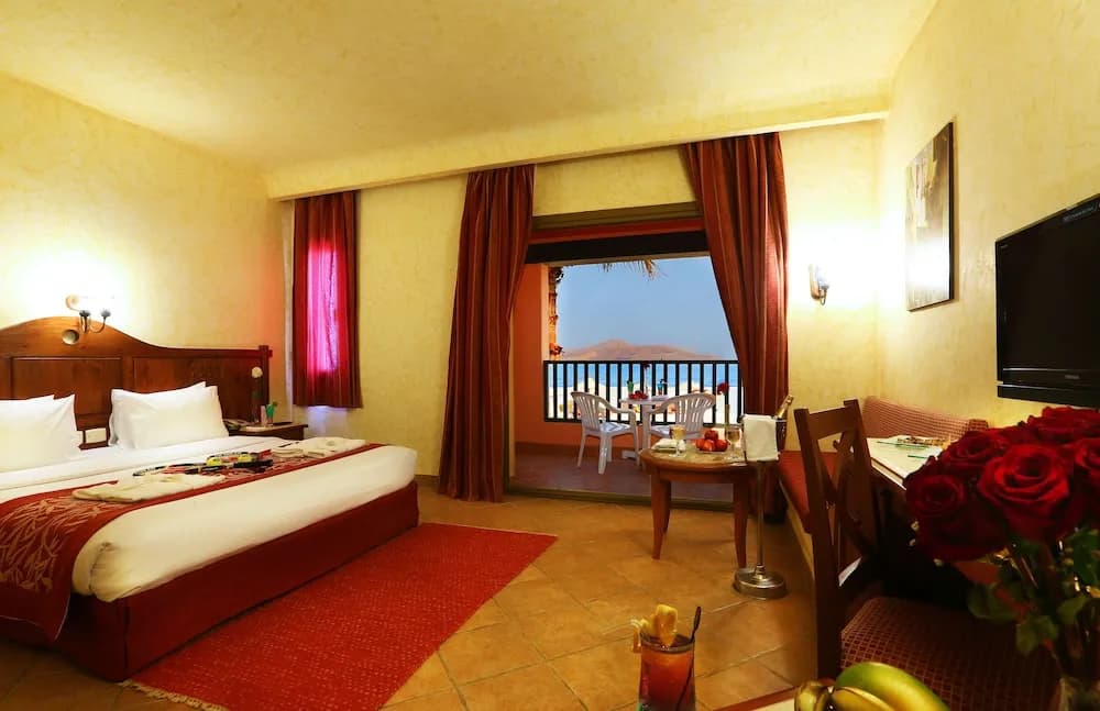Charmillion Sea Life Resort 5