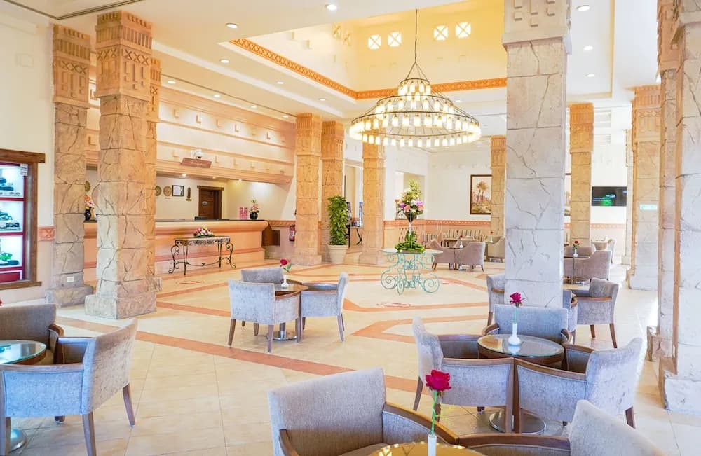 Charmillion Sea Life Resort 2