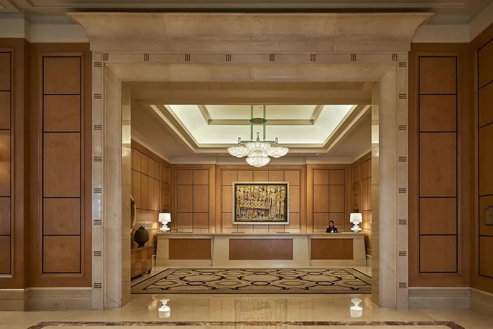 Four Seasons Hotel Cairo at Nile Plaza 4