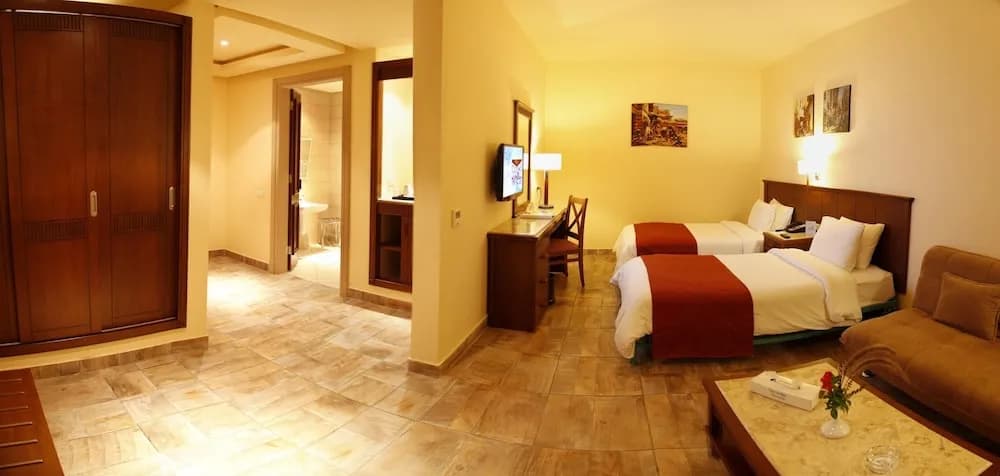 Charmillion Club Resort 5