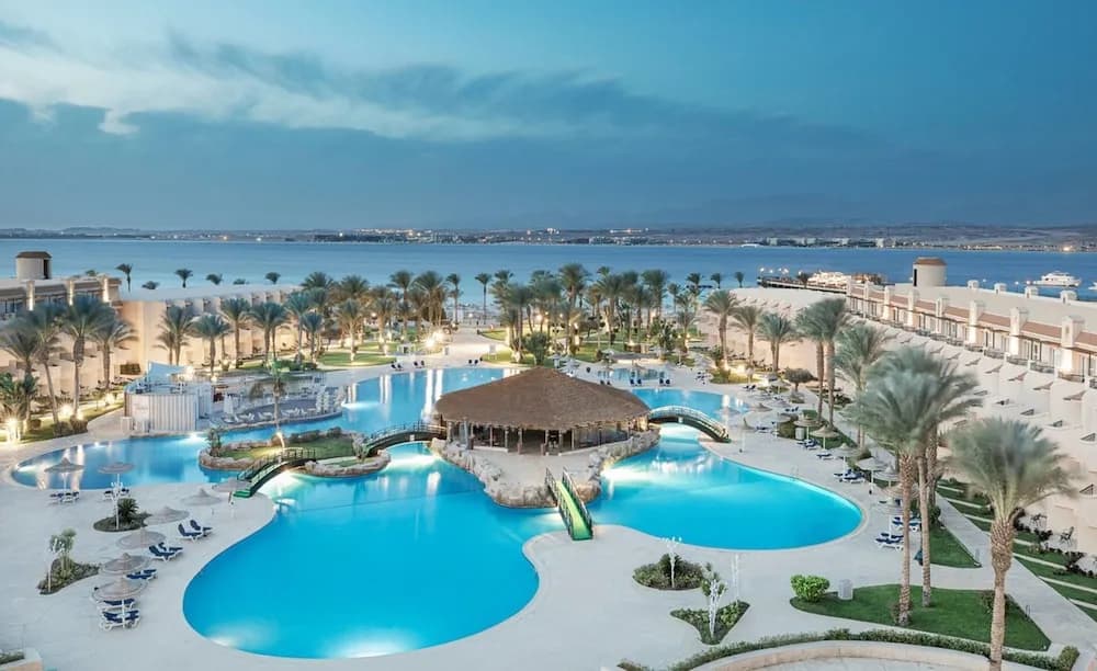 V Beach Resort - Sahl Hasheesh