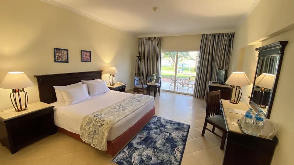 Amwaj Oyoun Resort & Casino 5