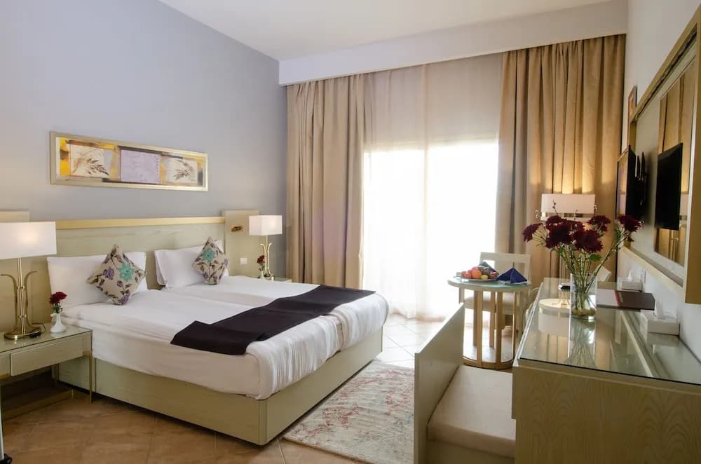 Swiss Inn Pyramids Golf Resort 5