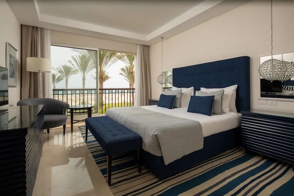 JAZ Elite Crystal, Almaza Bay 2