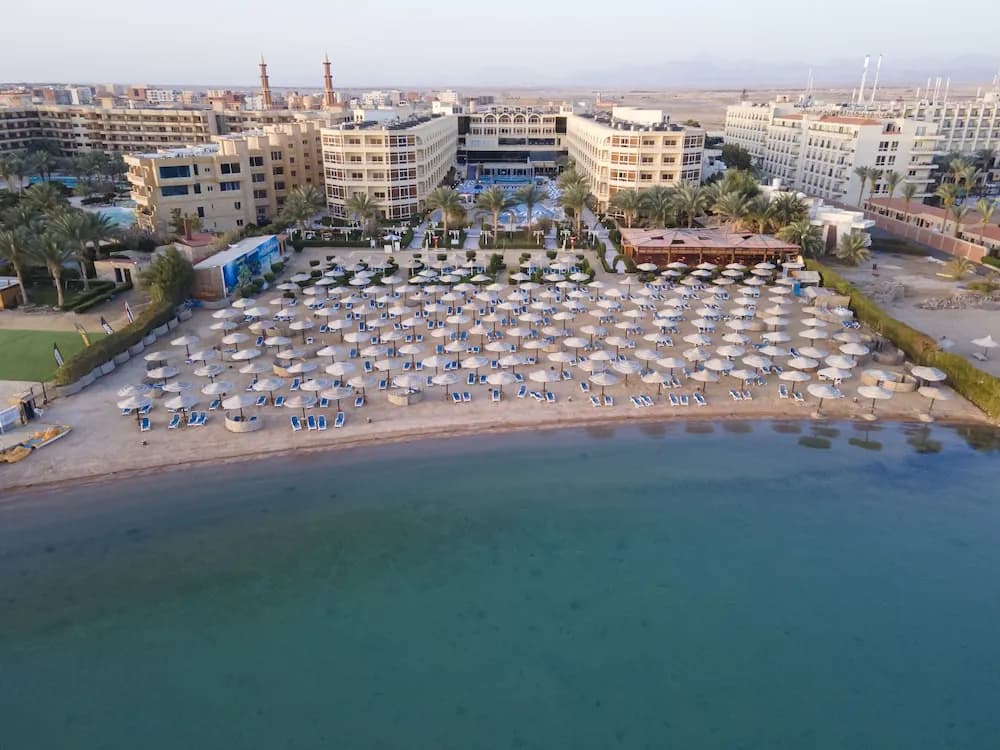 AMC Royal Hotel & Spa
