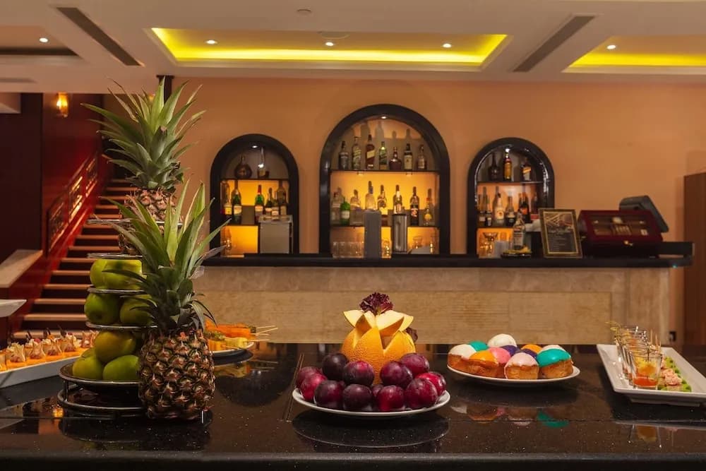Royal Savoy Hotel 2