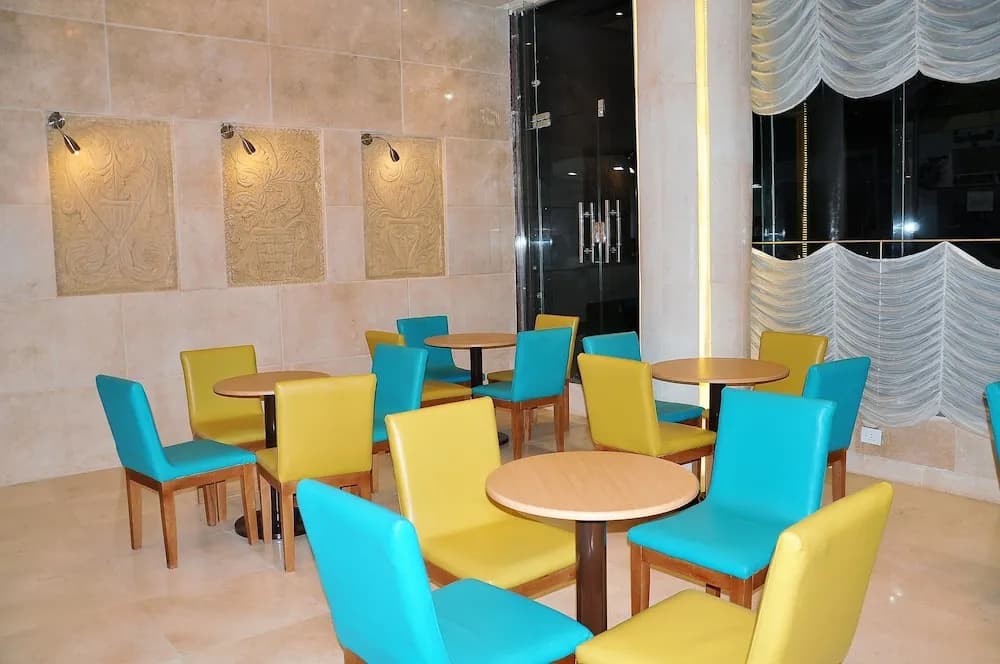 Cleopatra Hotel 5