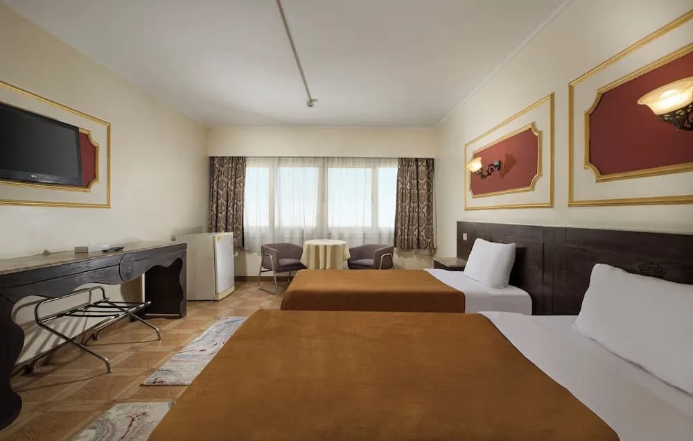 Kanzy Hotel