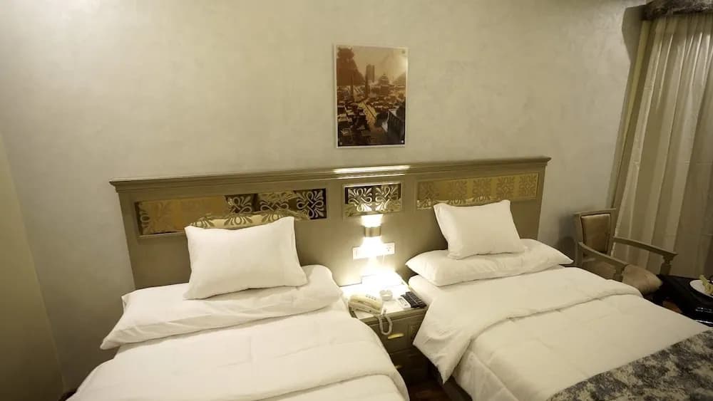 Lotus Hotel 4