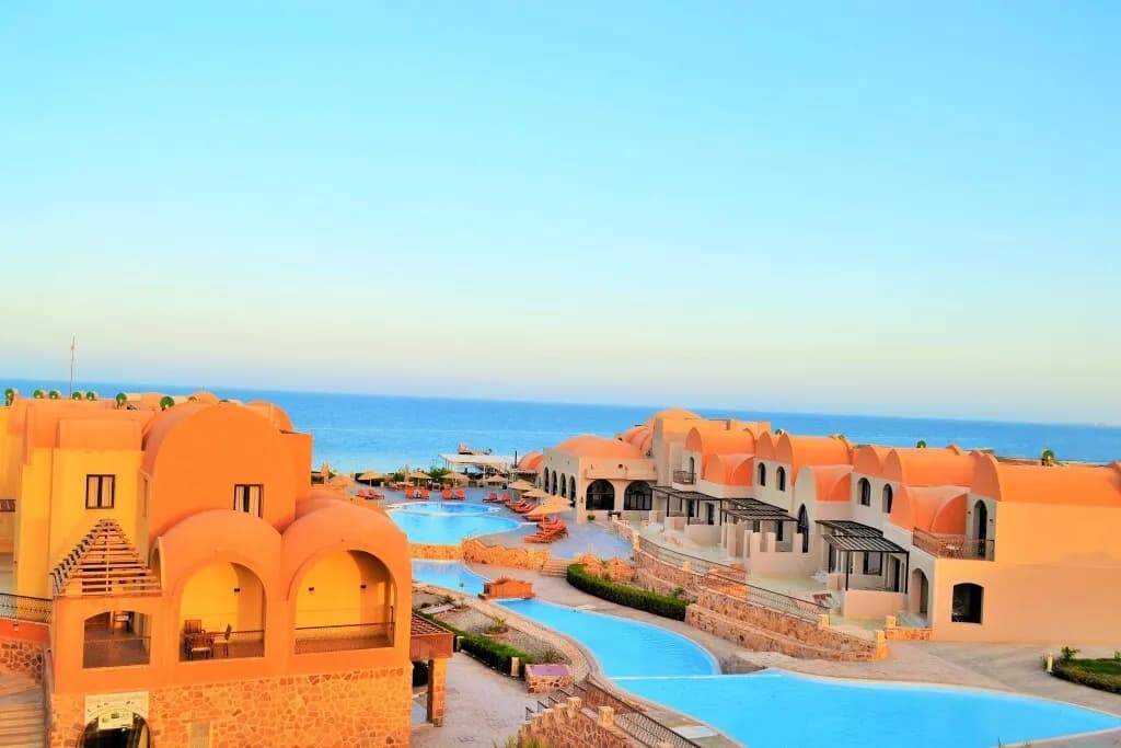 Rohanou Beach Resort & Ecolodge  3
