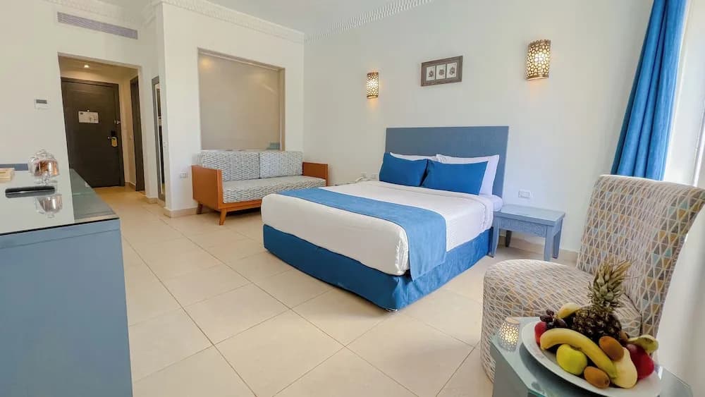Club Reef Resort 4
