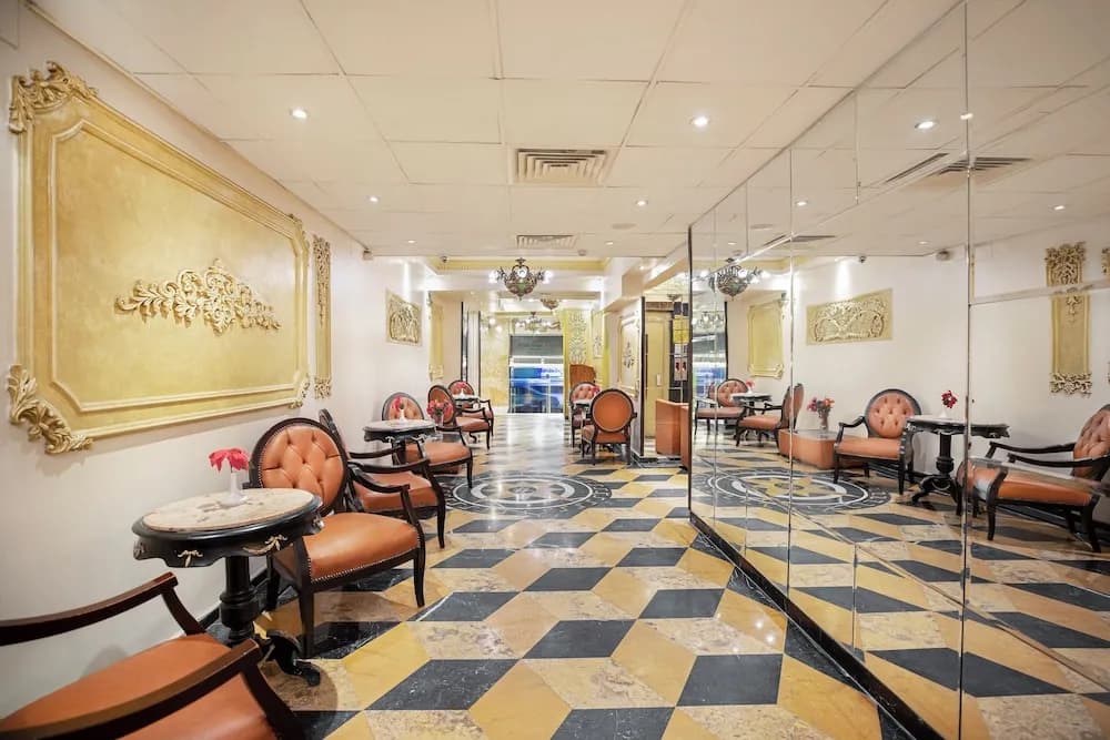 Holidays Express Hotel & Terrace 4