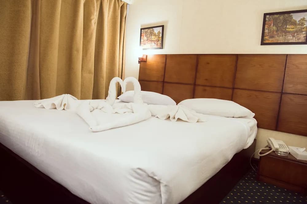 Salma Hotel 4