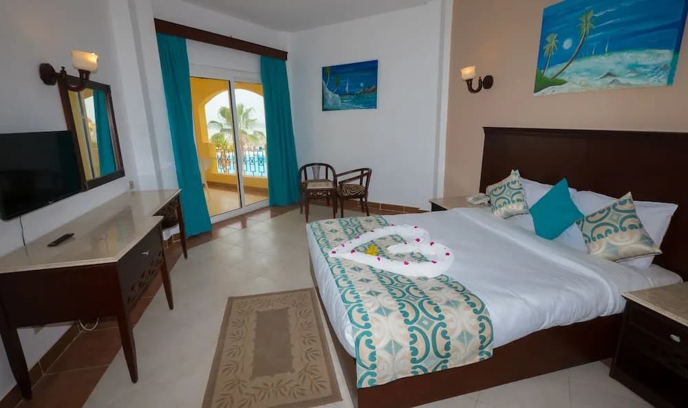 Blue Reef Resort 2