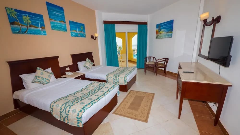 Blue Reef Resort 4