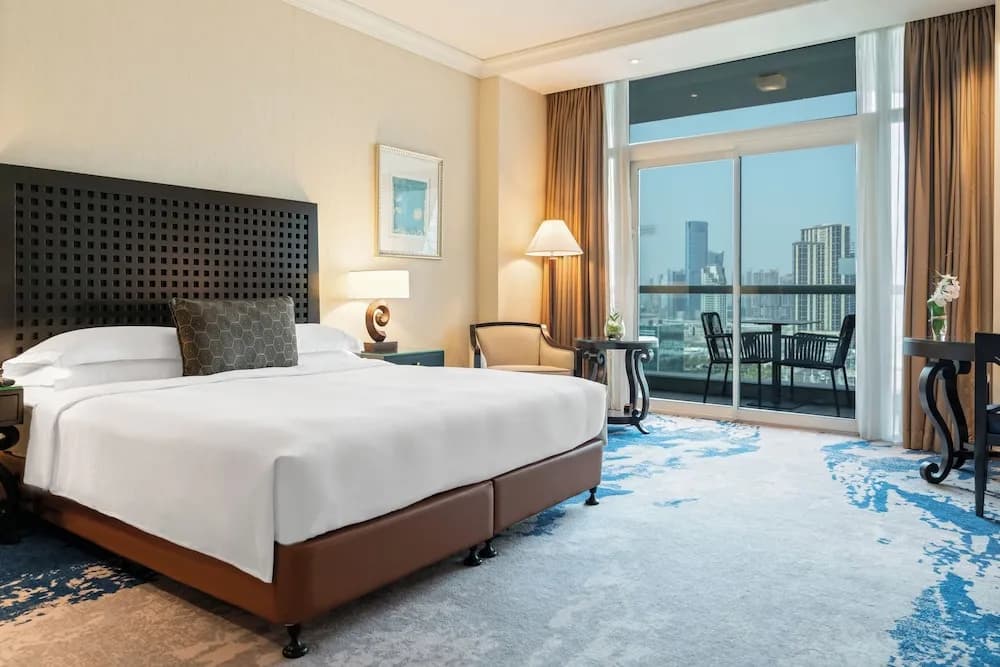 Beach Rotana 4
