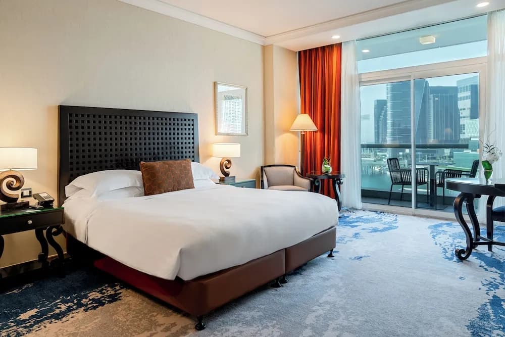 Beach Rotana 3