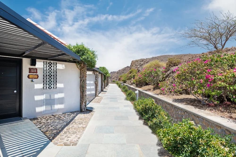 JA Hatta Fort Hotel 5