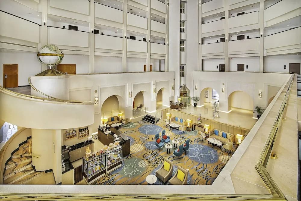 Radisson Blu Hotel & Resort, Al Ain 5