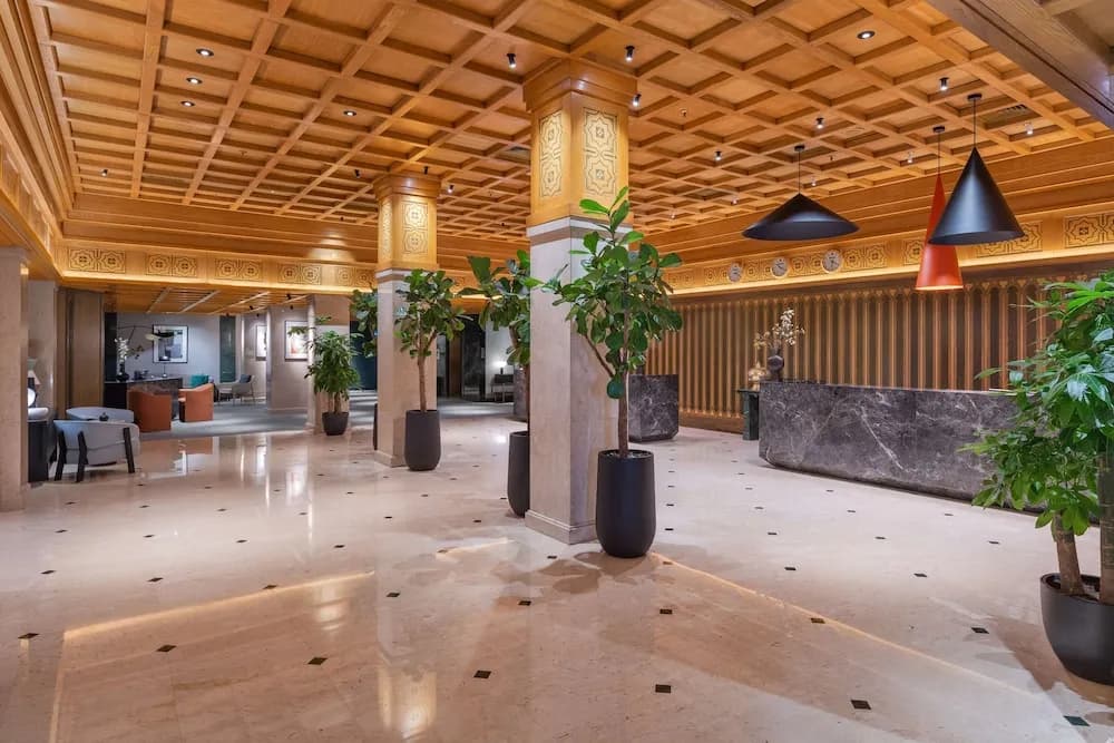 Radisson Blu Hotel Dubai Deira Creek 4
