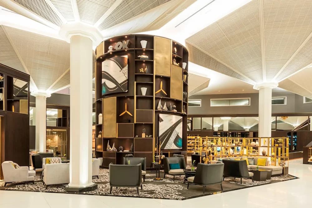 Le Meridien Dubai Hotel & Conference Centre 2