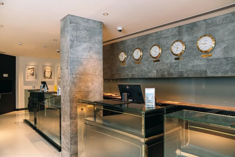 Le Meridien Dubai Hotel & Conference Centre 3