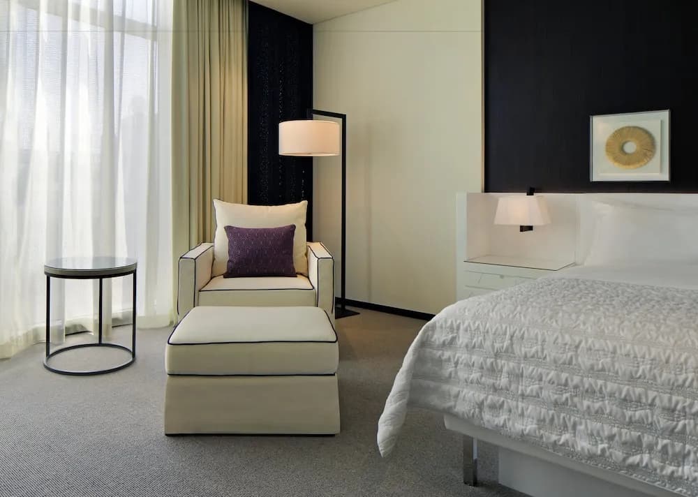 Le Meridien Dubai Hotel & Conference Centre 4