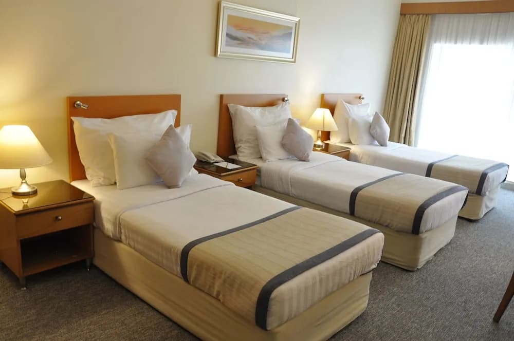 Lavender Hotel Deira 4