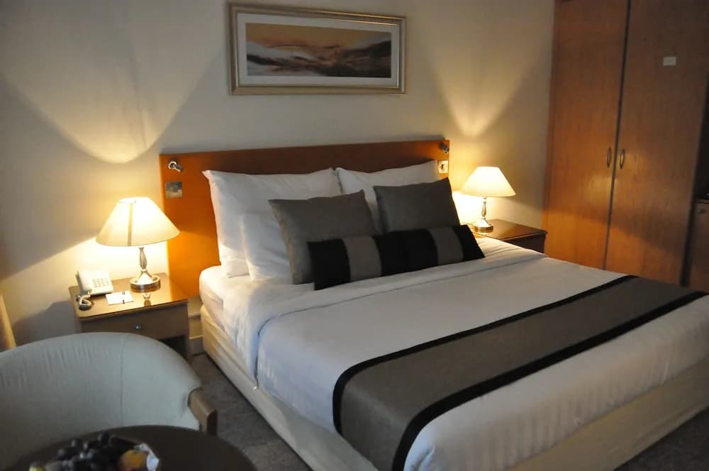Lavender Hotel Deira 3
