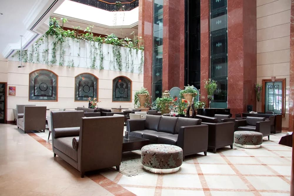 Regent Palace Hotel 5