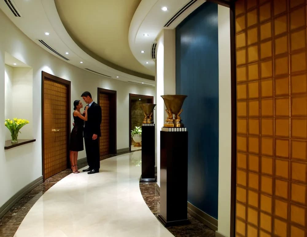 Le Meridien Al Aqah Beach Resort 4