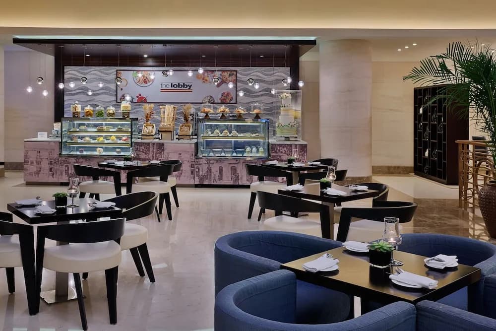 Sheraton Dubai Creek Hotel & Towers 5