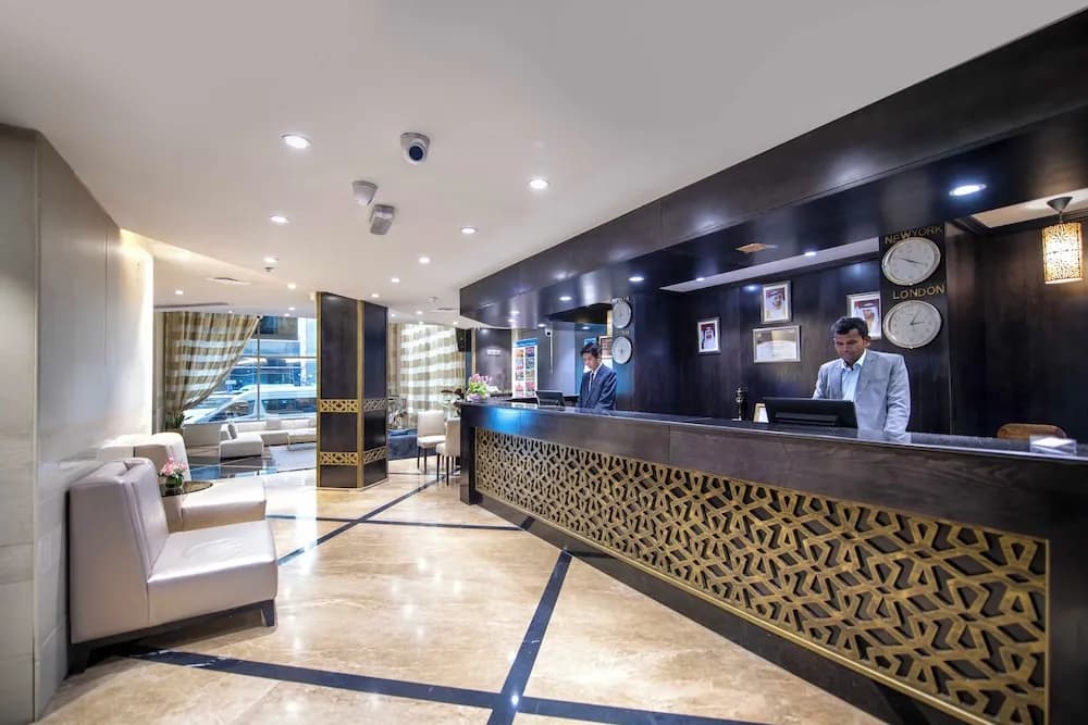 Lotus Grand Hotel 3