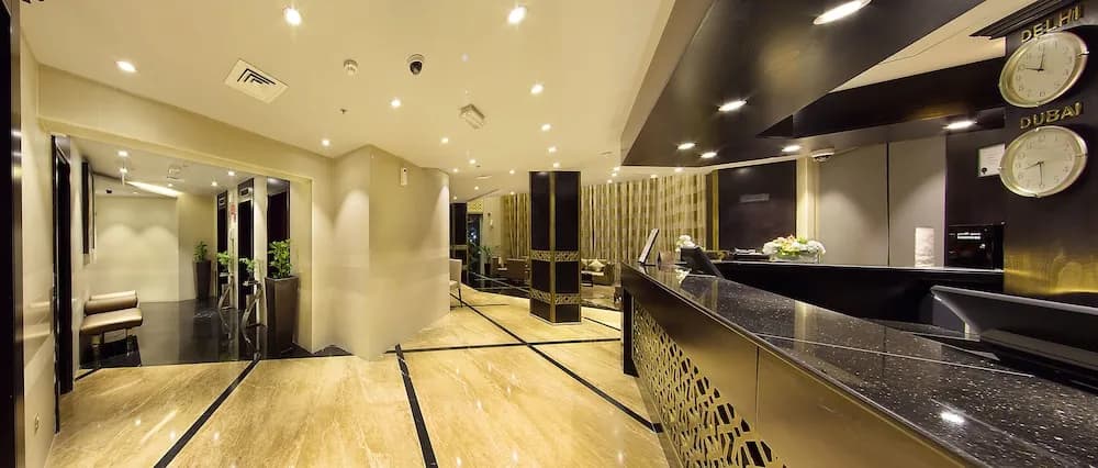 Lotus Grand Hotel 2