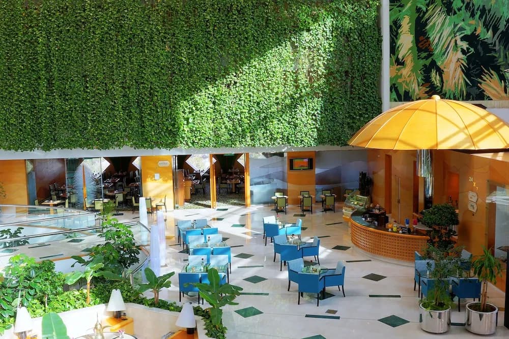 Oryx Grand Hotel Jebel Hafeet 4