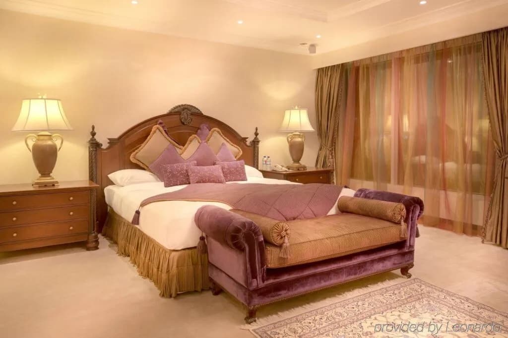 Corniche Hotel Abu Dhabi 5