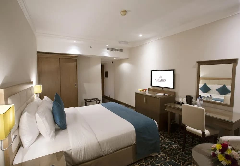 Carlton Tower Hotel Dubai 3