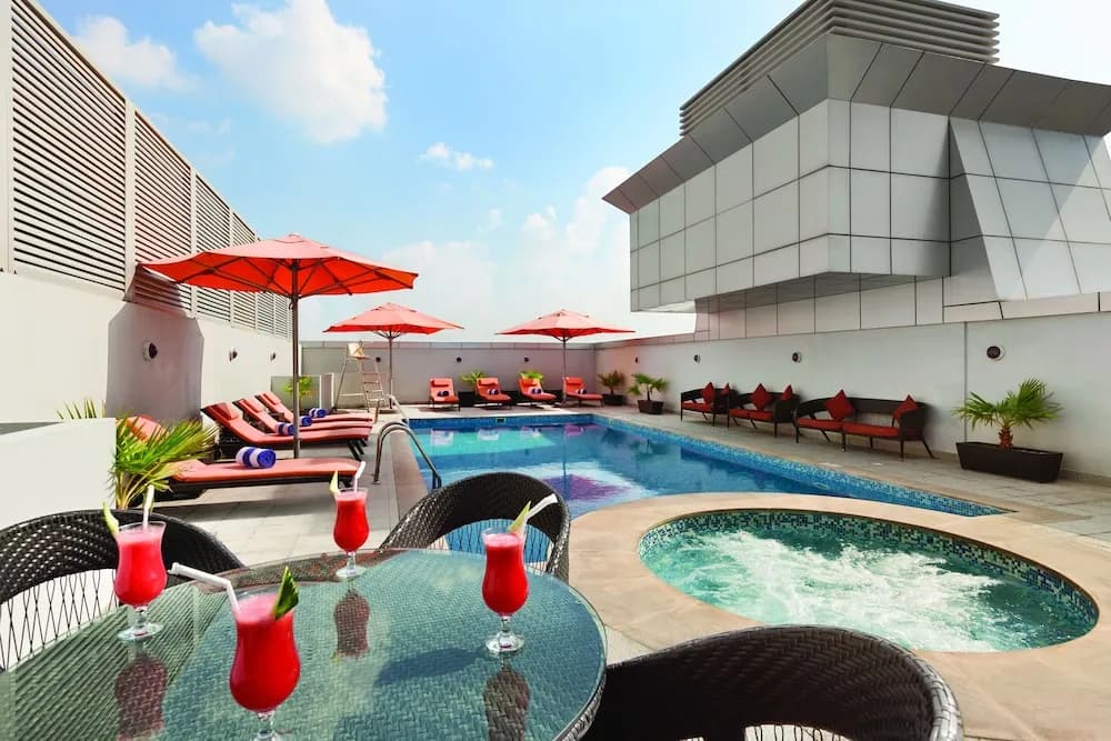 Ramada by Wyndham Dubai Deira 2