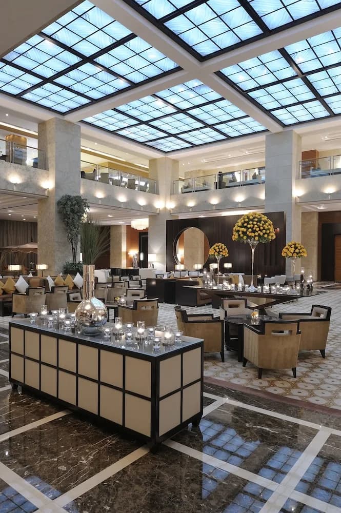 Grosvenor House, A Luxury Collection Hotel 2