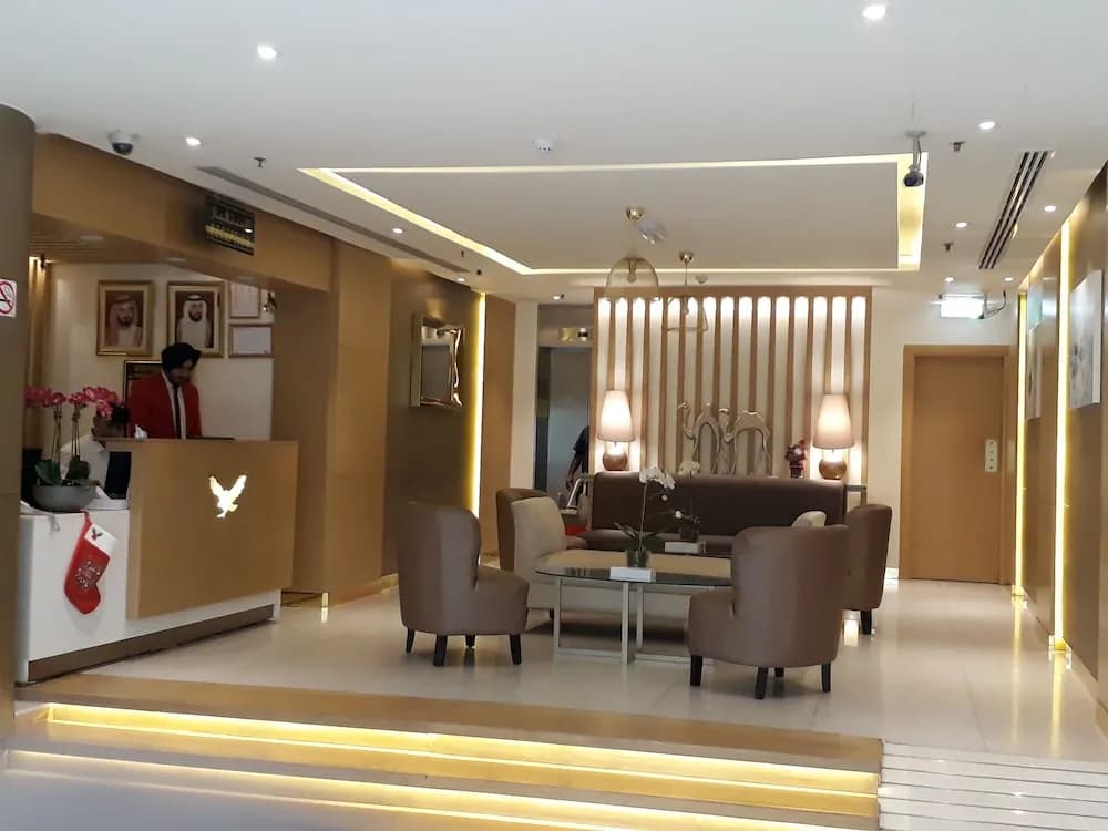 Royal Falcon Hotel 4