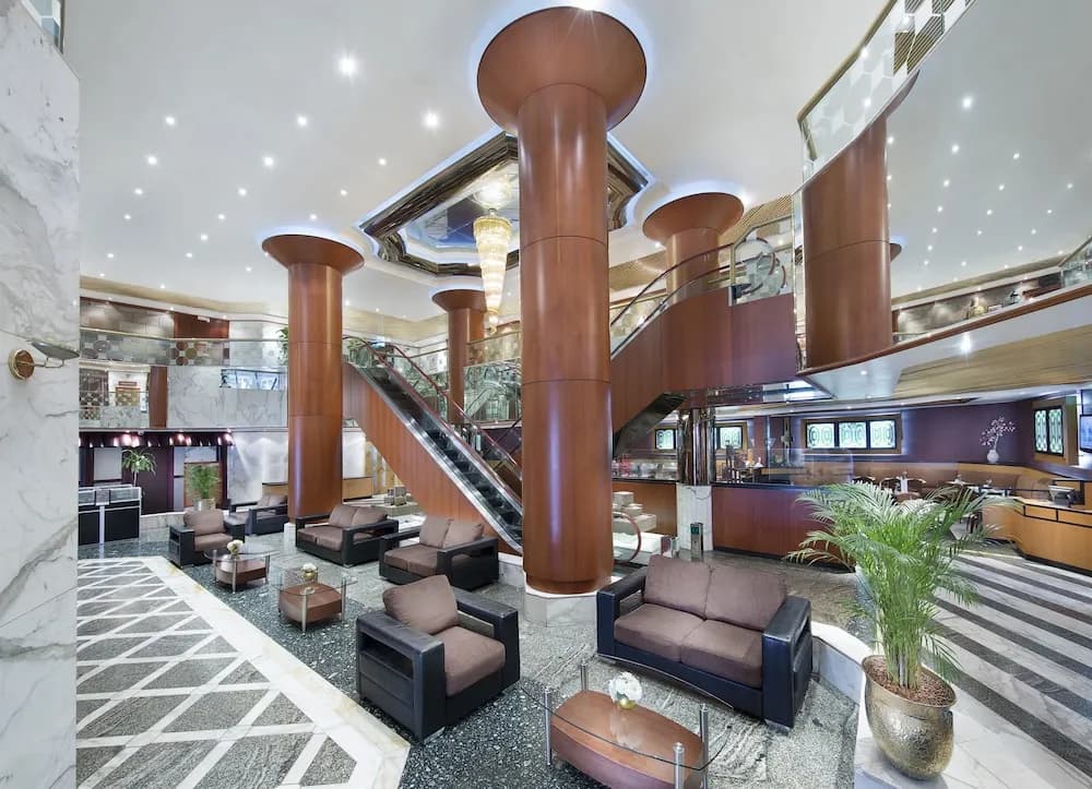 Admiral Plaza Hotel 3