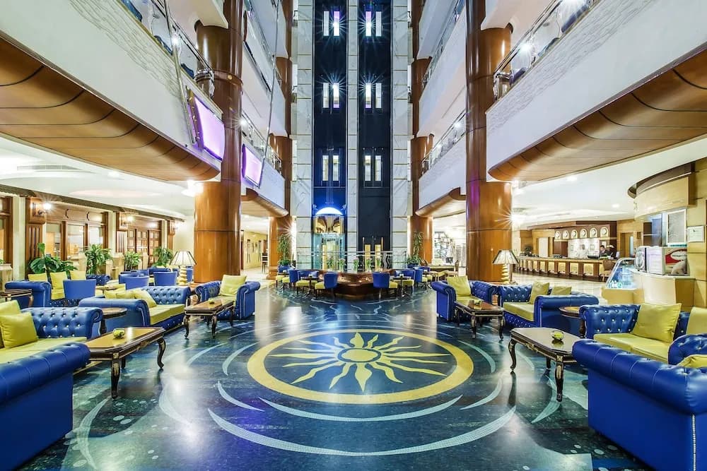 Grand Excelsior Hotel Bur Dubai 4