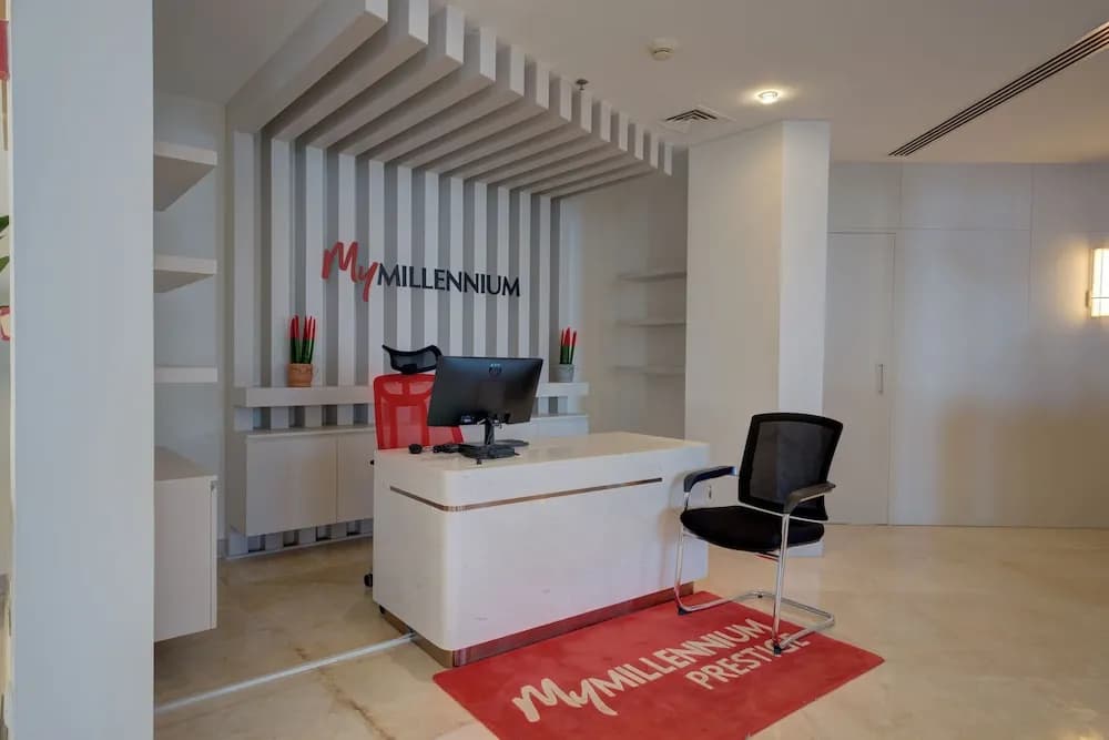 Millennium Lakeview Hotel 4