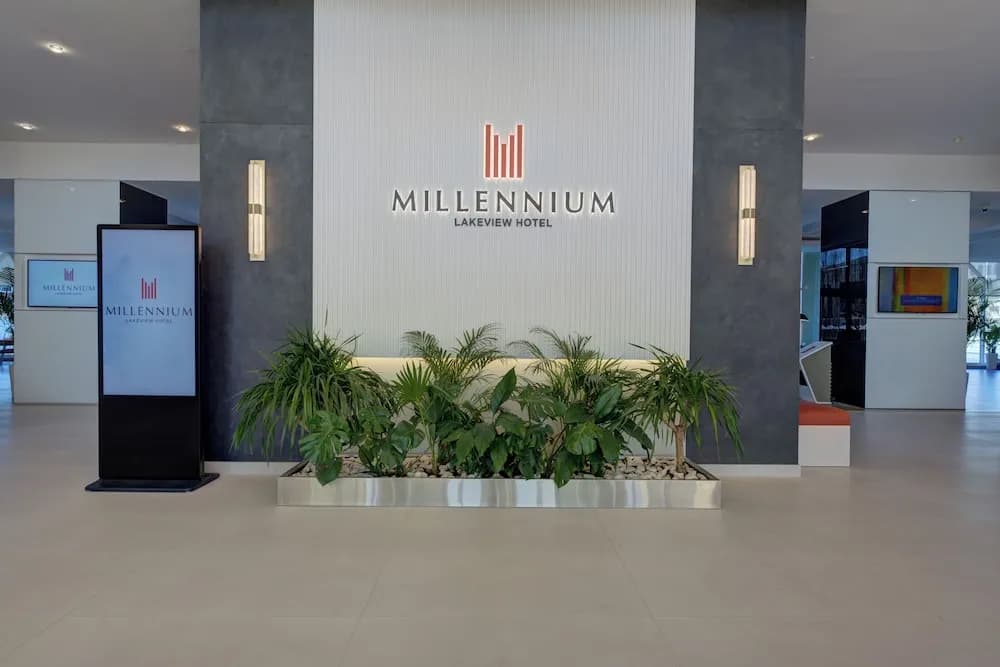 Millennium Lakeview Hotel 2