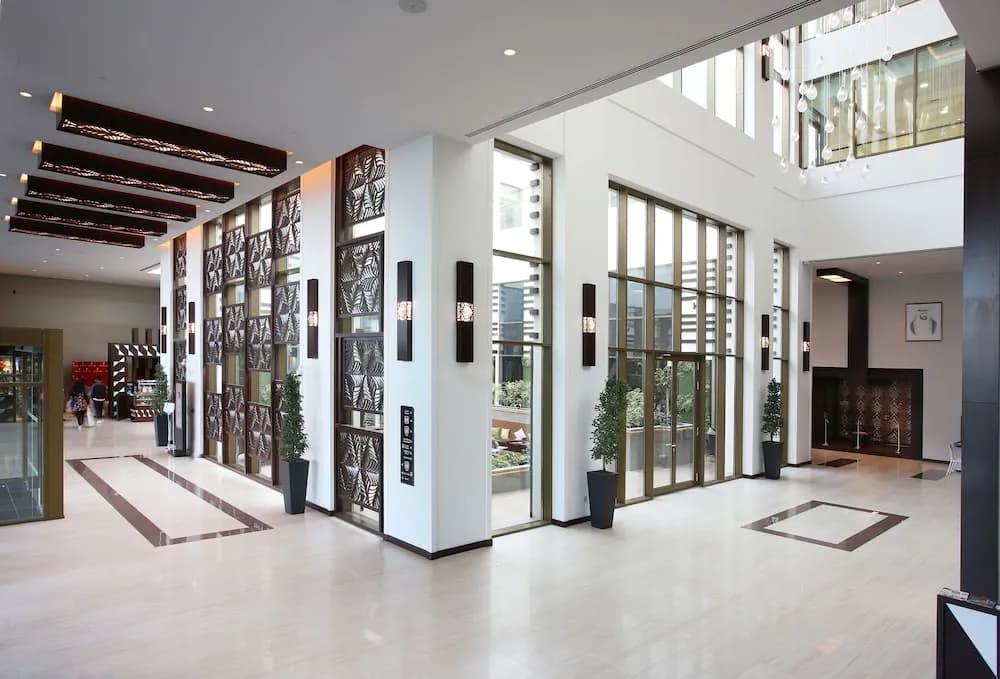 Metropolitan Hotel Dubai 5