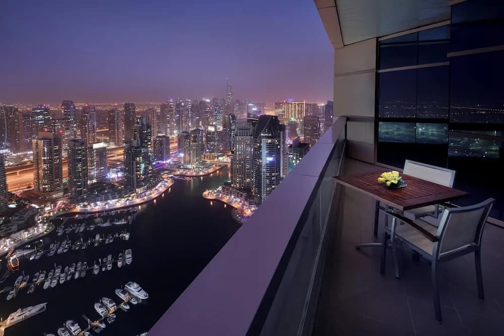 Dubai Marriott Harbour Hotel & Suites 5