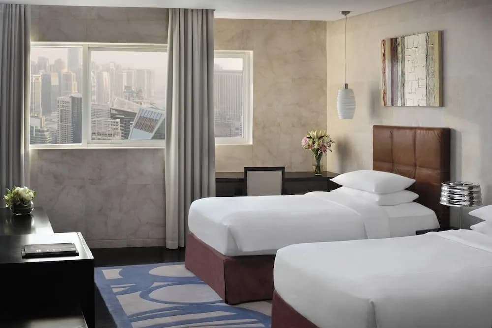 Dubai Marriott Harbour Hotel & Suites 3